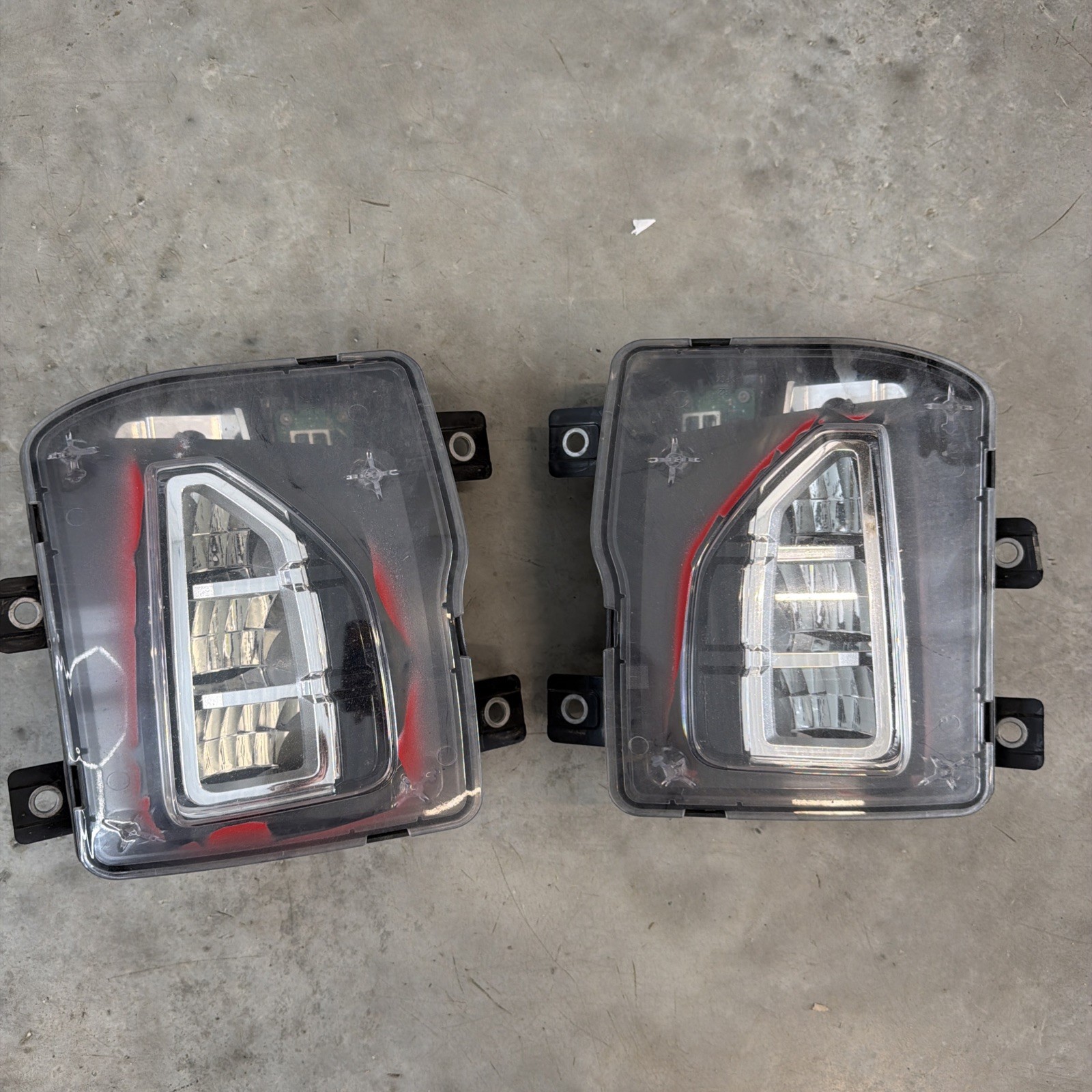 Chevy Silverado 1500 2016-2018 Left Right Fog Light Driving Bumper Lamps OEM