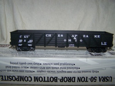 Proto 1000 HO USRA 50-Ton Drop Botton Composite Gondola C&O(RTR)