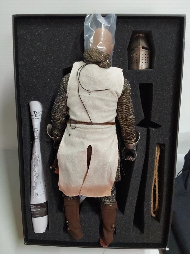 Boneco de ação Coo Model Templar Knight escala 1/6 - Imagem 2 de 4