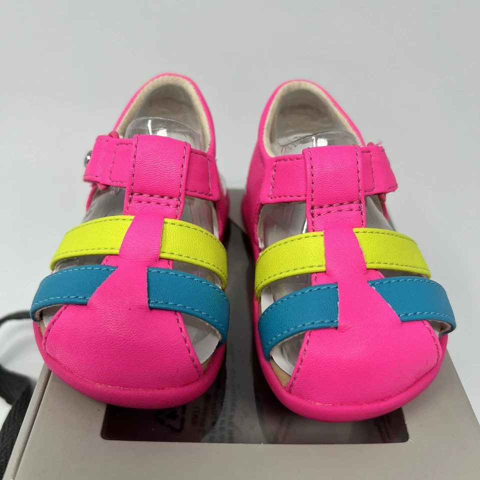 Sandalia UGG Baby Kolding Rosa Arco Iris Talla 12-18 Meses ¡Nueva En Caja! Foto 2 de 4