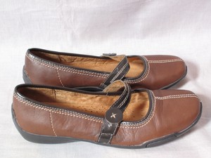 naturalizer mary jane shoes