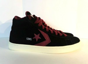 converse boston skateboarding