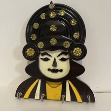 Vintage Asain Samurai MCM Gold Key Holder Home Decor