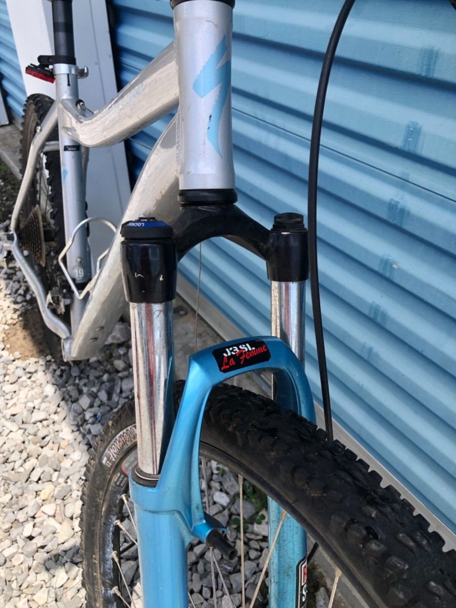 Specialized Rockhopper- 19” Aluminum Frame- RockShox J3-Disc