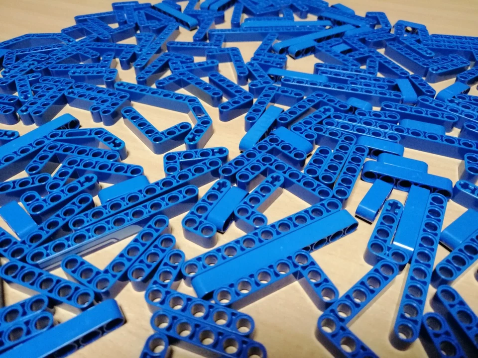 LEGO TECHNIC Großes Konvolut Liftarme blau / Lochstangen Technik Sammlung - Bild 3 von 4