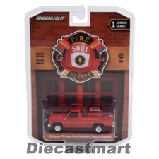 Greenlight 1:64 1986 Chevy C20 Custom Deluxe Lawrenceburg Fire Dept 67010A Model