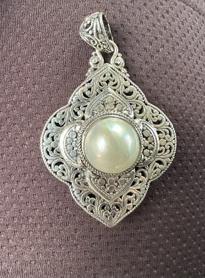 SARDA STERLING SILVER FILIGREE MEDALLION PENDANT WITH LARGE PEARL CENTER STONE