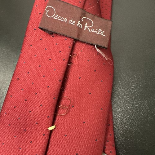 Oscar de la Renta Silk Tie Red With Polka Dots 56” - Picture 8 of 10
