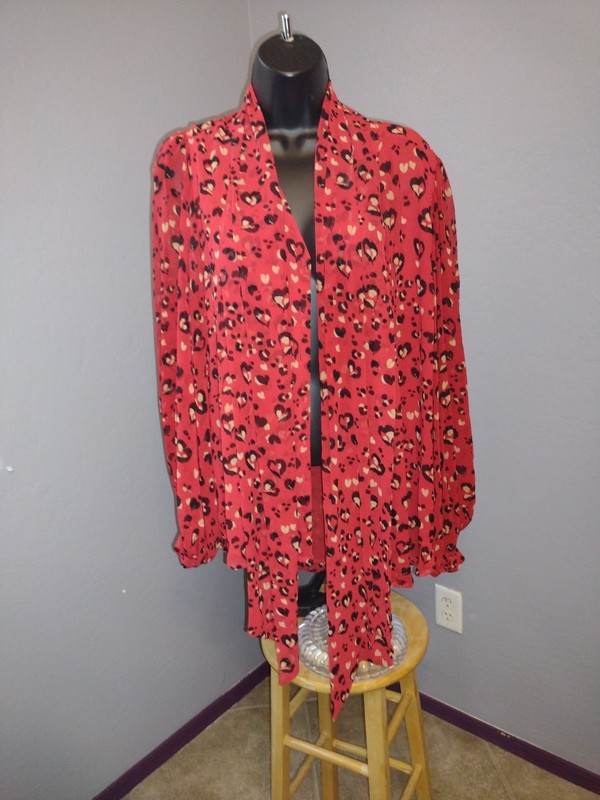 Chico's Women's Blouse Red Heart Leopard Print Size 1 Button Up Shirt