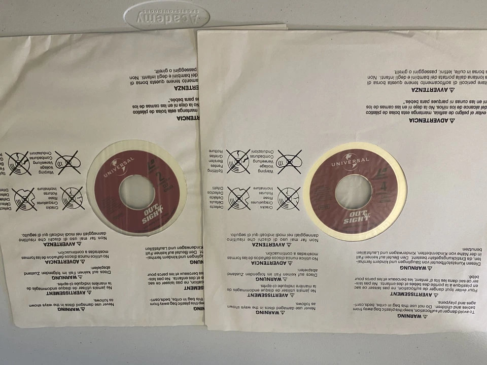 Out of Sight Signature Collection Foto 4 de 4