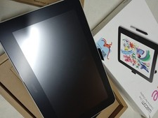 Wacom One 13,3” Display Interattivo con Penna - Bianco Selce