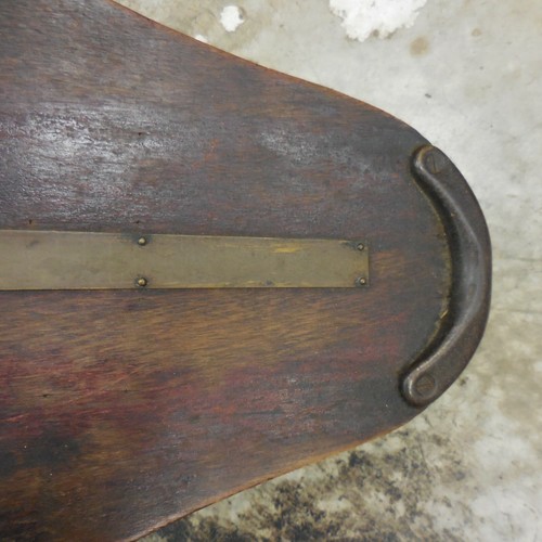 PRIMITIVE SHOE SHINE STAND BENCH-LEATHER & TWISTED METAL B'HAM AL BUS STATION - Picture 11 of 11
