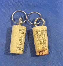 Floating Keychain Boat keys Swimming Pool Vintage Wine Cork Keyring lot Of 2