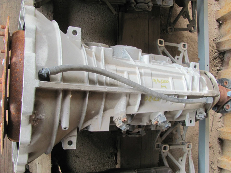 Lincoln LS 2000 2001 2002 transmisión automática modelo 5R55N V8 3,9 Foto 2 de 3