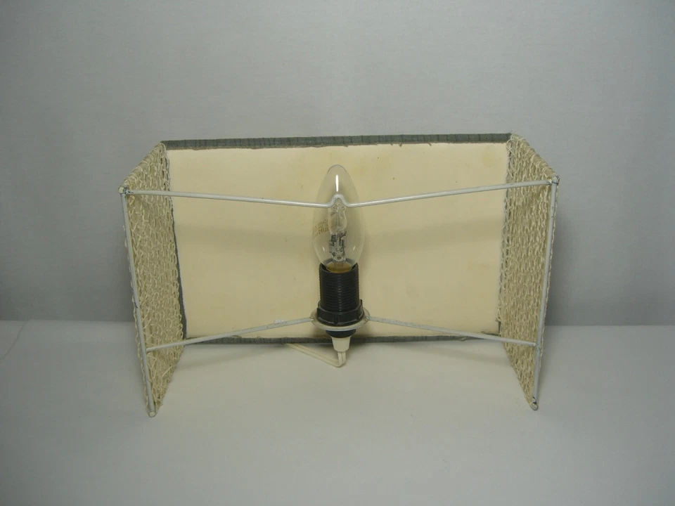 Aplique, Moderno Mediados de Siglo, Post Moderno, Plafón, Lámpara de Pared, Vidrio Opalino Foto 2 de 4