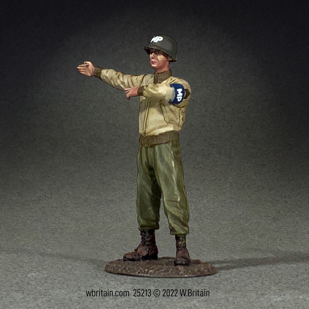 BRITAINS SOLDIERS 25213 - U.S Army Military Policeman Directing Traffic WWII