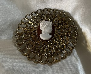 Cameo Brooch/Pin Celluloid & Metal Vintage Large