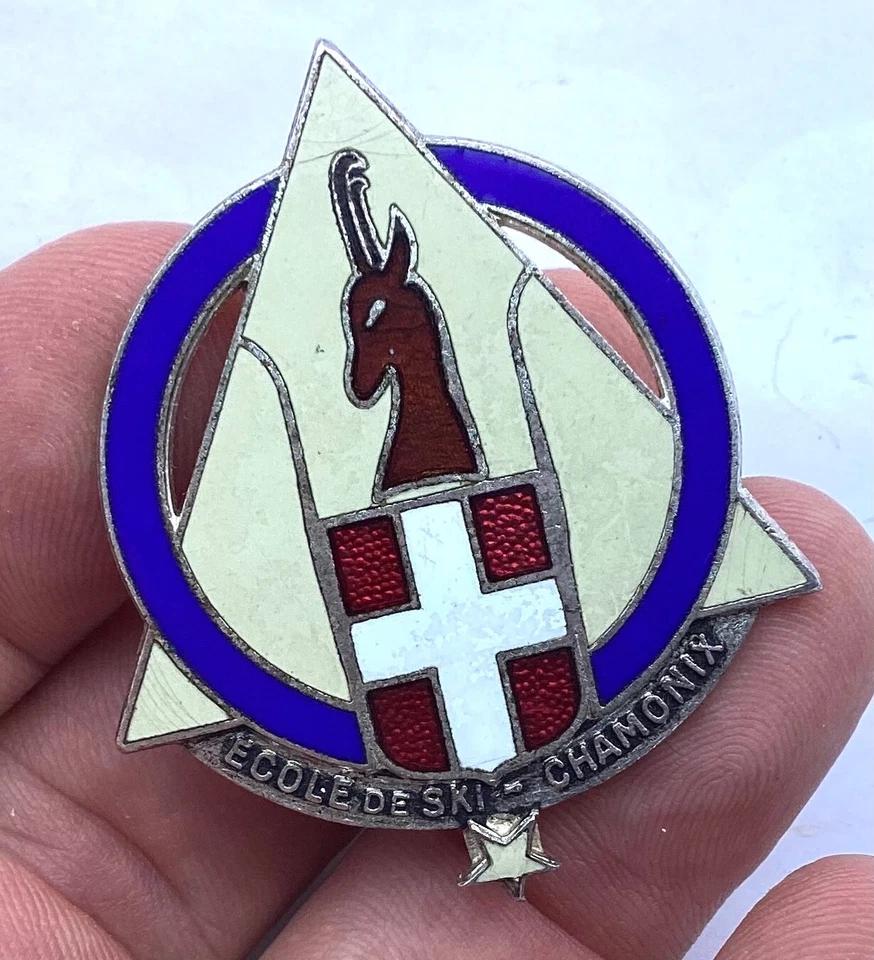 ANCIEN BADGE ÉMAILLÉ ÉCOLE DE SKI DE CHAMONIX SAVOIE CHAMOIS AUGIS LYON - Photo 4/4
