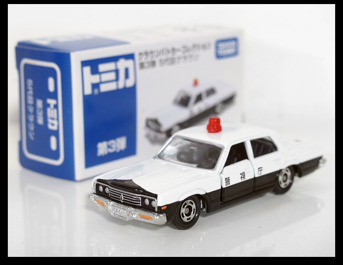TOMICA VOL.3 TOYOTA CROWN PATROL POLICE CAR 1/65 TOMY DIECAST CAR