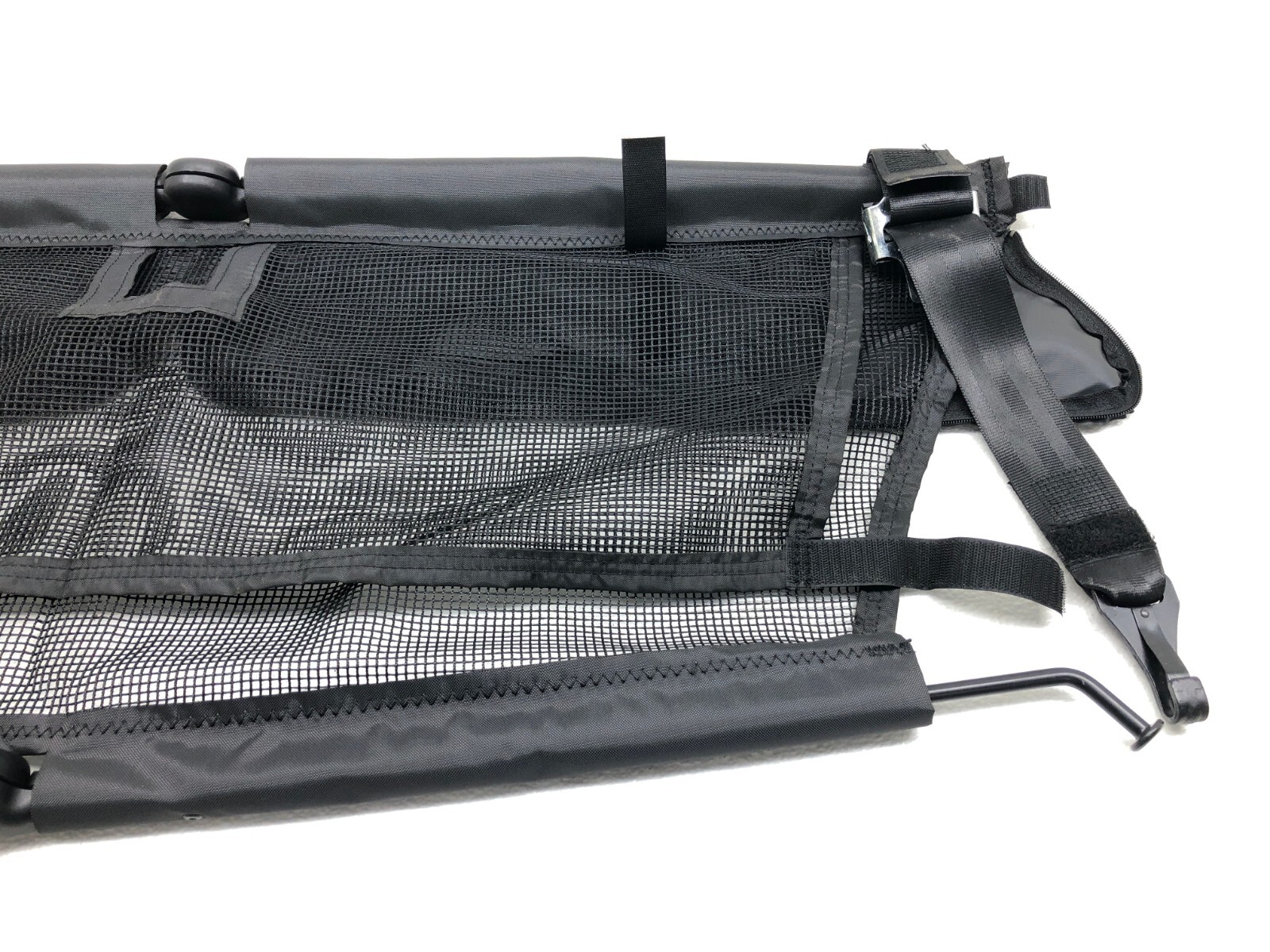2017-2022 MASERATI LEVANTE REAR TRUNK LUGGAGE COMPARTMENT DIVIDER CARGO NET OEM