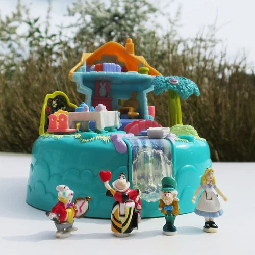 Mini Polly Pocket Disney Alice In Wonderland 100% Complete Bluebird Vintage
