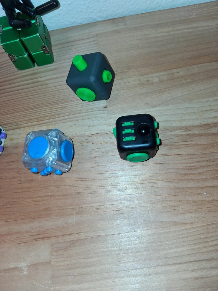Fidget Cube Antsy lab Lot Clear Blue  Infinity Cube Metal Diecast Green READ - Image 4 of 4