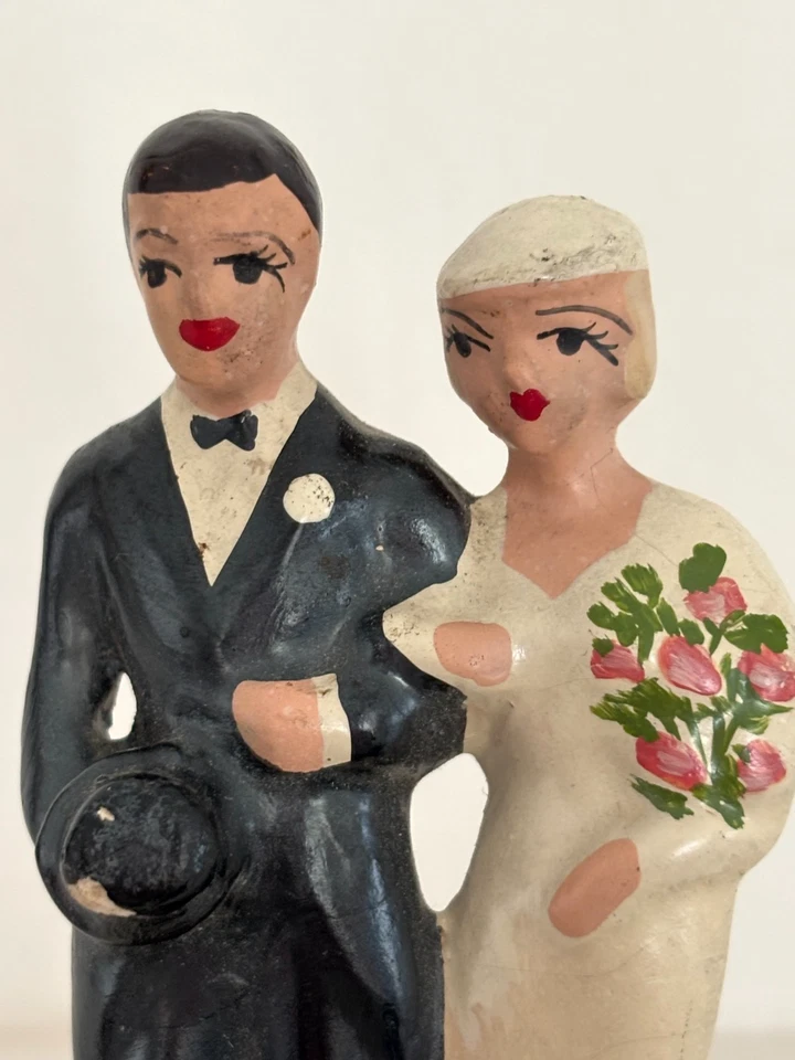 Vintage MCM 1950 40s Coast California Chalkware Bride Groom Wedding Cake Topper - Image 3 of 4