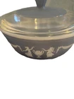 Glasbake J510 Blue/ White Cameo Casserole Dish (1 Qt), Milk Glass Vintage W/ Lid