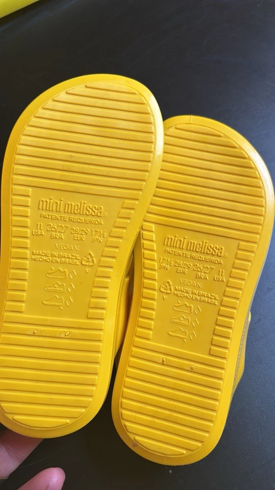 Mini Melissa Talla 10 Foto 3 de 3