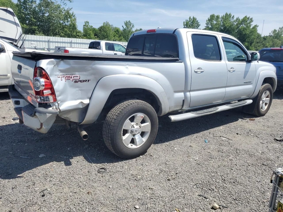 Used Radiator fits: 2009 Toyota Tacoma 4.0L 6 cylinder 1GRFE engine AT Grade A - Imagem 3 de 4