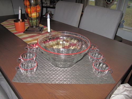 Vintage France Duralex Clear Glass / Red Trim Punch Bowl W/ 6 Cups Very Nice - Picture 10 of 10