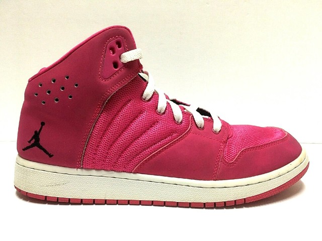 best pink basketball shoes