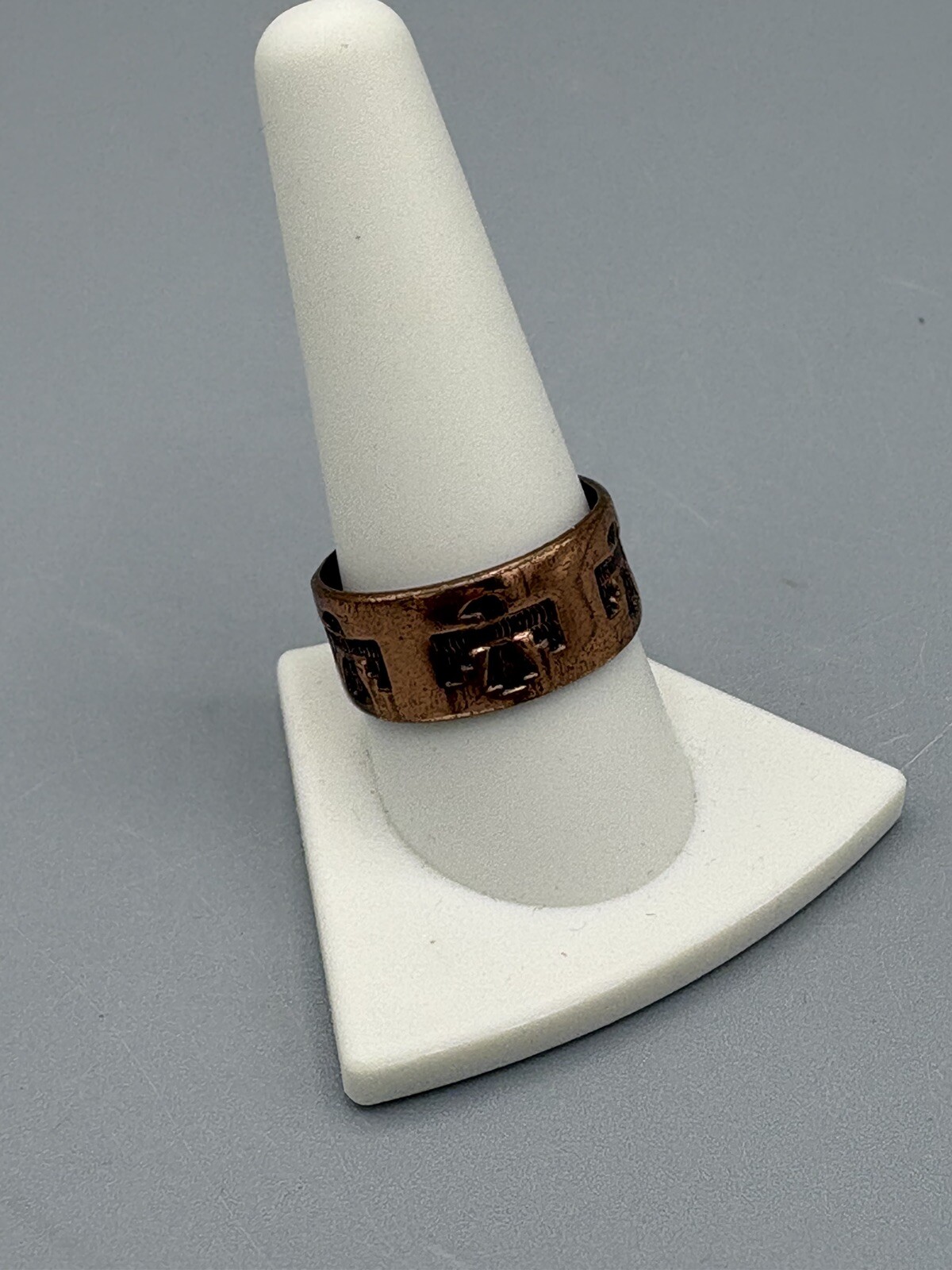 Native American Art Solid Copper Ring, Size 10.5 - image 7