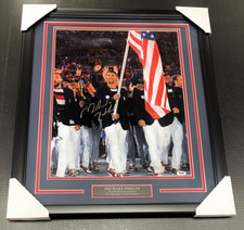 MICHAEL PHELPS SIGNED AUTOGRAPHED FRAMED 16X20 PHOTO 23 GOLD MEDALS PSA STICKER