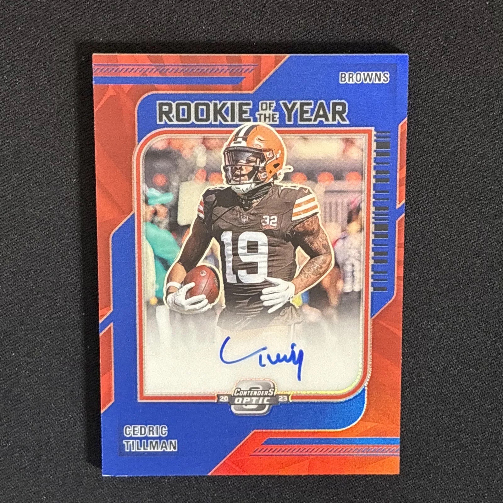 2023 CONTENDERS OPTIC CEDRIC TILLMAN ROOKIE OF THE YEAR AUTO BLUE PRIZM /75 SSP