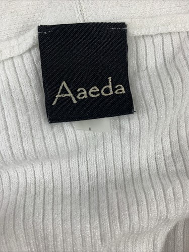 Aaeda Women's Size L Cardigan White Open Front Soft Sweater Black Flowers Comfy - Picture 5 of 9