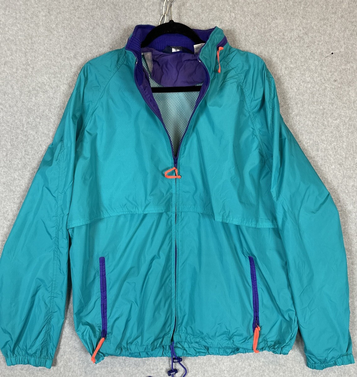 Woolrich 100% Nylon Windbreaker Men's Large Vtg 90s Hood Woolrich 100% Nylon Windbreaker Men's Large Vtg 90s Hood