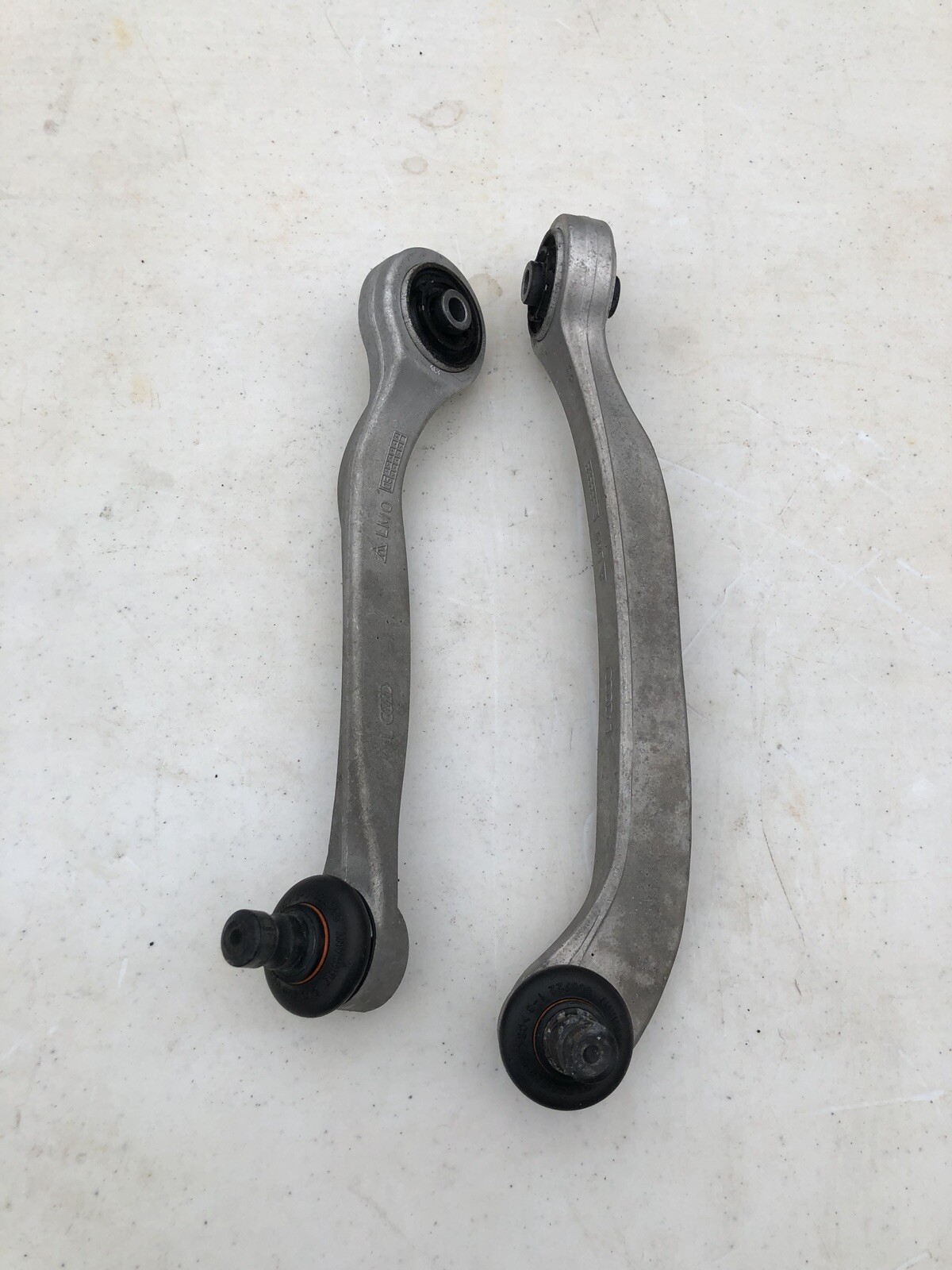 BENTLEY CONTINENTAL GT FLYING SPUR FRONT LEFT UPPER CONTROL ARM FORWARD REARWARD