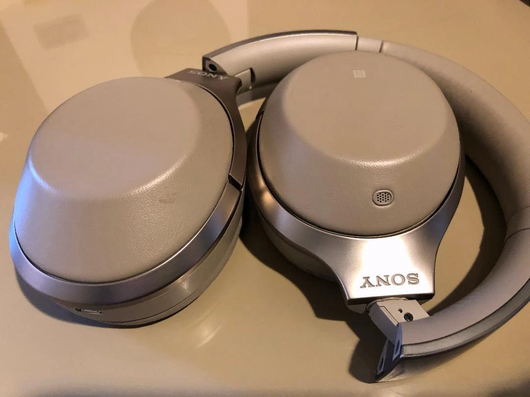 Sony MDR-1000X Headphones Noise Cancelling Bluetooth Wireless Very