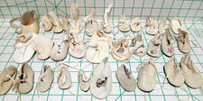 32 PC LOT SINGLE VINTAGE IVORY/BEIGE VINYL DOLL SHOES SIZES/STYLES VARY GUC