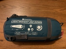 Sacco a pelo piumino Mountain Warehouse estremamente leggero