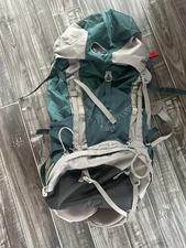 Osprey Women's Viva 50 Backpack 50L Green