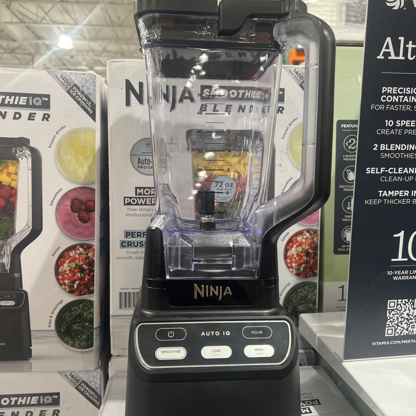 Ninja Professional Blender with Smoothie Auto-iQ, 1400 Peak Watts 72-oz CO750B