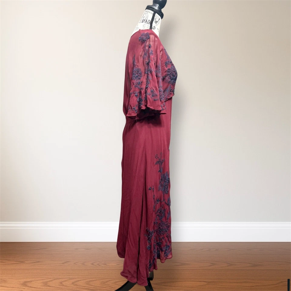 Nuevo Vestido Anthropologie Maeve Francoise Rojo Floral Bordado Midi Cuello en V Boho Foto 2 de 4