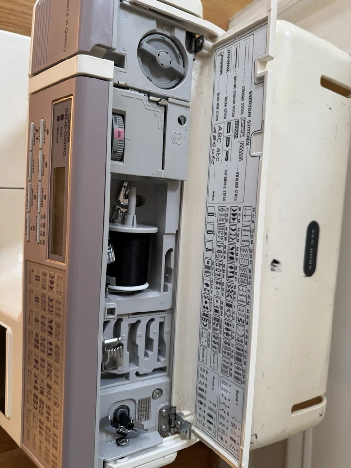 New Home Memory Craft 7500Programmable Computerized Sewing Machine No Foot Pedal - Image 4 of 4