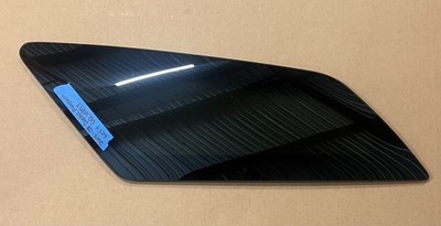 PRE-OWNED 2005-2008 DODGE MAGNUM WAGON DRIVERS SIDE REAR QUARTER GLASS
