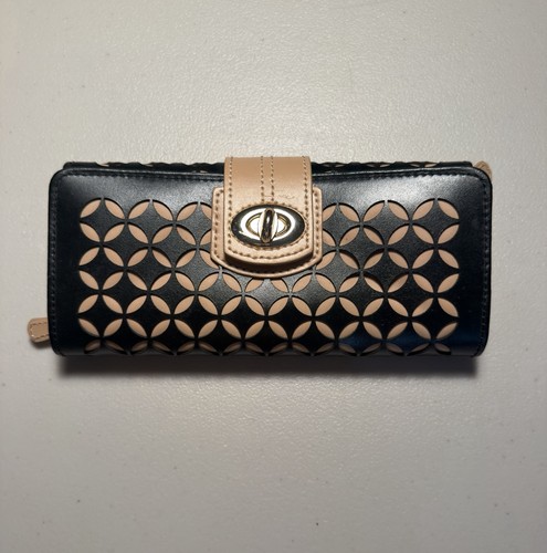 Wolf Jewelry Women's travel case  Black Tan Chloe Style