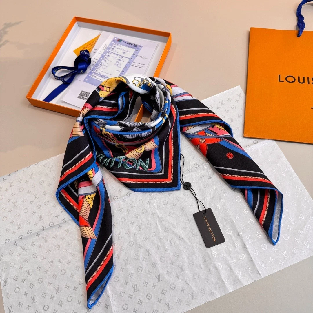 美品　　LOUIS VUITTON モノグラム シルクスカーフ 25+ Louis Vuitton Monogram Scarf for sale | Updated Oct 2026