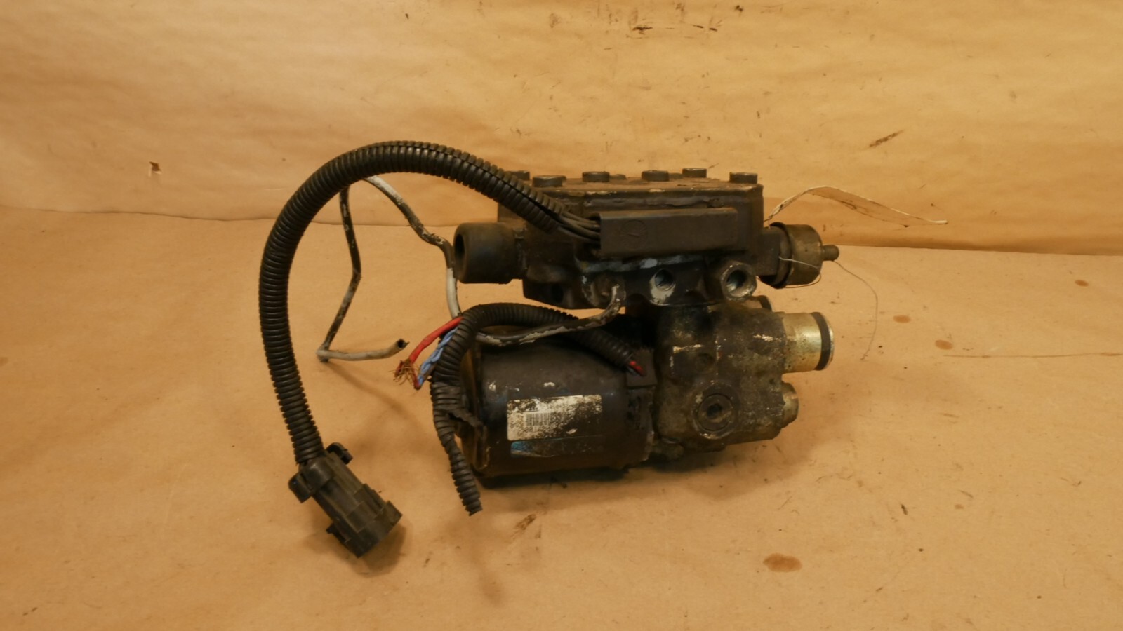 Ferrari 456 ABS Hydraulic Control Unit PN 153635