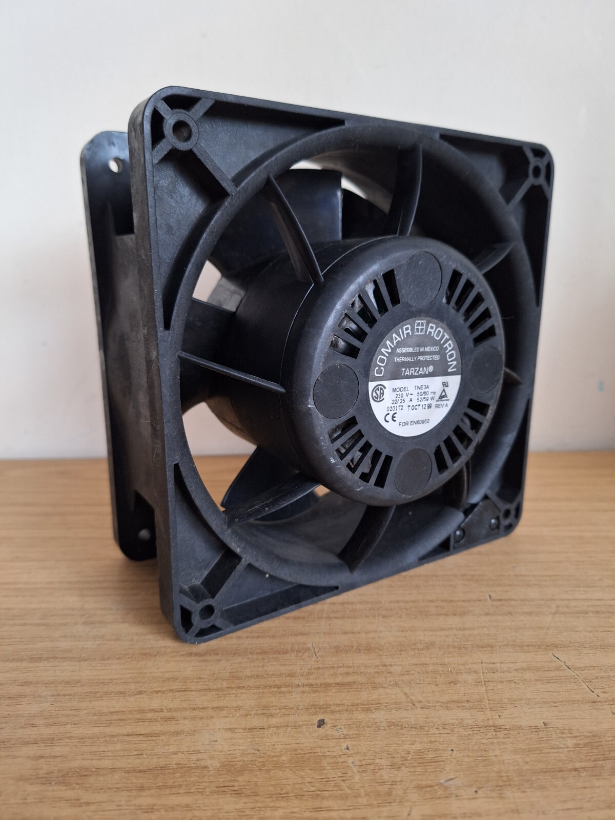 Comair Rotron TNE3A Axial Fan 230 Vac 300cfm 180 x 180 x 120mm